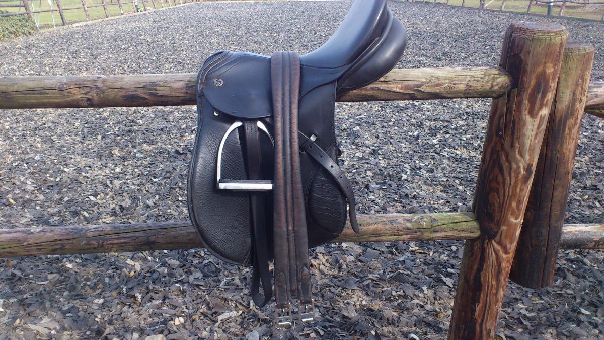 Veel spullen te koop wegens beeindiging sport 