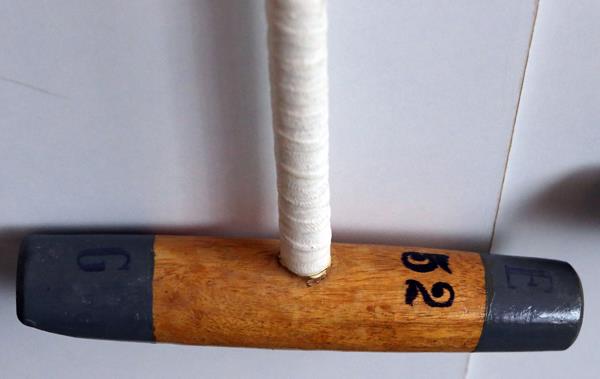 5 Polo mallets en 3 rijzwepen
