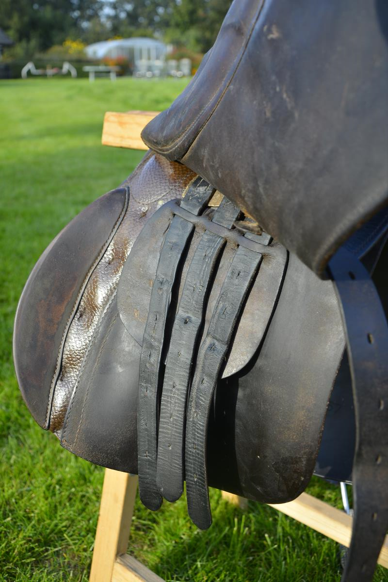 Leren Veelzijdigheidszadel Kieffer 17 Inch