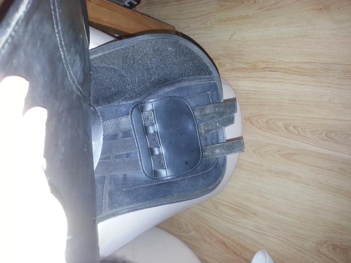   mooie16 inch pony zadel met m boom compleet