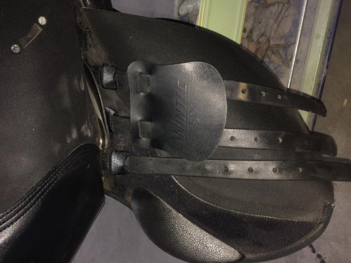 gloednieuw wintec zadel en andere toebehoren 