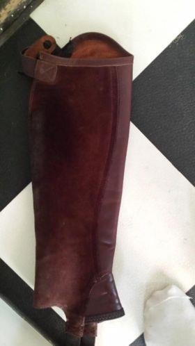 hele mooie bruine ariat chaps te koop.